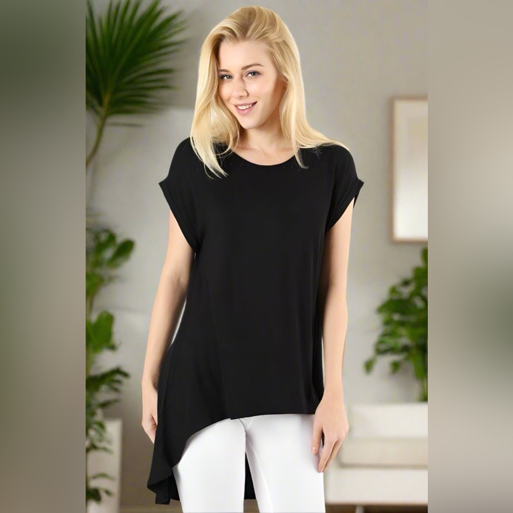 Small NEW Womens Split Black Black Top, Short Sleeve Asymmetric Shirt